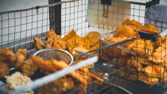 Survey: Gorengan Jadi Takjil Favorit di Ramadhan 2025