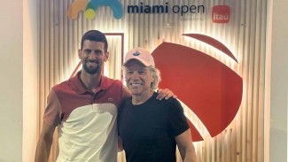 Djokovic Sebelum Bertempur di Miami Open Ngobrol Ngobrol Bareng Bintang Rock Bon Jovi