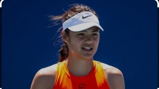 Dengan Kaki Lecet, Emma Raducanu Bisa Kalahkan Emma Navarro dalam Pertarungan Sengit di Miami Open