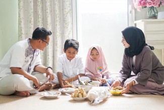 Makna Idulfitri Ternyata Hari Raya Berbuka Puasa: Benarkah Bukan Kembali kepada Fitrah?