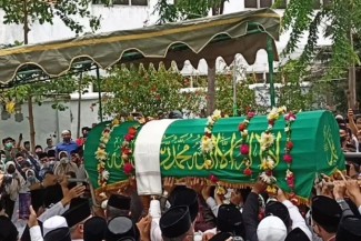 Bolehkah Menunda Pemakaman sampai 3 Hari karena Menunggu Kerabat Dekat?