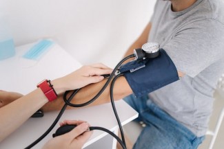 Hipertensi Pengaruhi Risiko Seseorang Terkena Dimensia