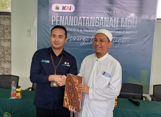 MoU dengan PT KAI,  Santri Pesantren Bumi Shalawat Dapat Harga Khusus Jika Naik Kereta Api