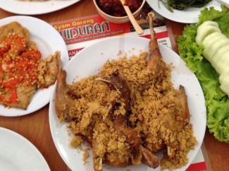 Berdiri Sejak 1973, Rumah Makan Ayam Goreng Widuran Baru Akui Menunya Haram, Sebelumnya Diklaim Halal