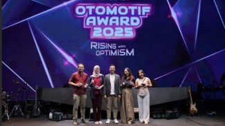 Tiga Hybrid EV Toyota Raih Penghargaan Terbaik Otomotif Award 2025