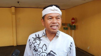 Komisi X DPR Kritisi Kebijakan Dedi Mulyadi: Pemberian PR Siswa Kewenangan Guru, Bukan Gubernur