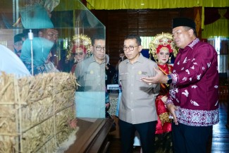 Fadli Zon Resmikan Museum Budaya Pertama di Pariaman, Angkat Tradisi Tabuik ke Panggung Nasional