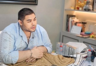 Ritual Ivan Gunawan Sebelum Shalat: Mandi hingga Semprot Minyak Wangi ke Sajadah
