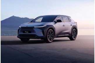 Toyota bZ4X Facelift Dipamerkan di Indonesia: Punya Jarak Tempuh 573 km, Dan Jauh Lebih Murah