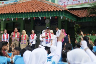 Abdul Muti Tinjau Langsung Program Cek Kesehatan Gratis, Kolaborasi dengan Kemenkes