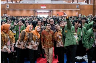 Cak Imin Ajak Mahasiswa UPN Asah Pengalaman, Jangan Andalkan Teori Saja