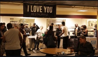 Sedekah Ala Jaden Smith: Buka Restoran I Love You, Bagikan Makan Sehat Gratis ke Tunawisma