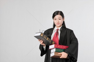 Satu Perempuan, Dua Ingatan: Tafsir Ulang Al-Baqarah 282