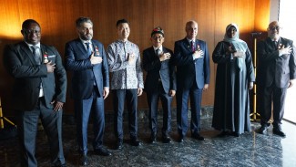 Menteri Fadli Zon Anugerahkan Medali CHANDI 2025, Tegaskan Komitmen Diplomasi Budaya