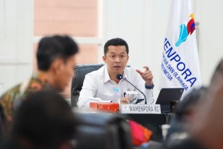 Kursi Menpora Masih Kosong, Taufik Hidayat Pimpin Rapim dan Pastikan Program Kemenpora Terus Berjalan