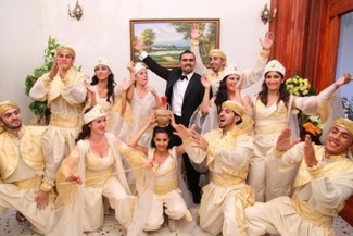 Ruang Publik yang Cair: Kisah Perempuan dalam Perayaan Islam Awal