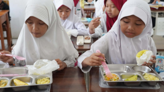 KPAI Desak MBG Disetop Sementara Buntut Kasus Keracunan Makanan Berulang