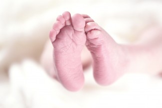 Apakah Bayi yang Meninggal Bisa Beri Syafaat bagi Orang Tuanya?