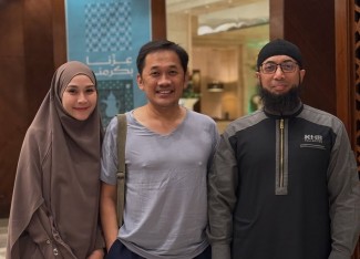 Cerita Safar Zaskia Adya Mecca: Diterpa Ujian hingga Dijamu Ustaz Khalid Basalamah di Mekkah