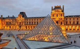 Geger, Museum Louvre Prancis Dirampok di Siang Bolong, 8 Perhiasan Napoleon Raib