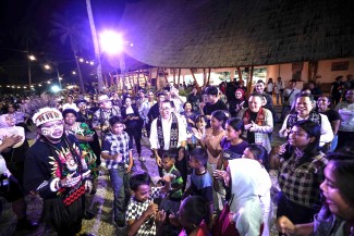 Pesan Persatuan Fadli Zon Menggema di Cultural Night IPACS 2025