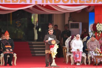 Hari Guru Nasional 2025, Mendikdasmen Tegaskan Komitmen Mensejahterakan Guru