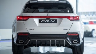 Honda CR-V 2025 Makin Keren Dengan Sentuhan Eksterior Berkelas, Plus Penyimpanan Kabin dan Setir yang Lebih Responsif