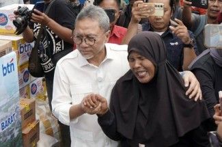 Gerak Cepat Zulhas di Sumatera: Pemerintah Gandakan Suplai Pangan untuk Korban Banjir