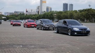 Meriah! 37 Komunitas Honda Berkumpul Akhiri 2025 dengan Rolling & Car Meet di ICE BSD