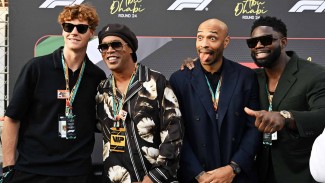 Jannik Sinner Habiskan Waktu Bersama Ronaldinho dan Thierry Henry, Bandingkan Dirinya dengan Pembalap F1 Ini