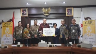 KB Bank dan KB Bank Syariah Salurkan Bantuan Rp140,8 Juta untuk Percepatan Pemulihan Korban Bencana Sumatera