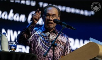 Malaysia Beri Bantuan Tunai Rp2 Juta per Pelajar Indonesia Terdampak Bencana Sumatra