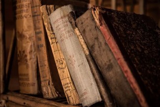 Jejak Neoplatonisme dalam Filsafat Islam: Ketika Filsafat Pagan Menyentuh Tauhid