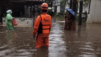 Jakarta Dikepung Genangan: 28 RT dan 46 Ruas Jalan Terendam, Cilandak Timur Mencapai 95 CM