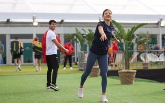 Si Cantik Raducanu Masih Punya Peluang di Australia Open, Justru Iga Swiatek Mencemaskan