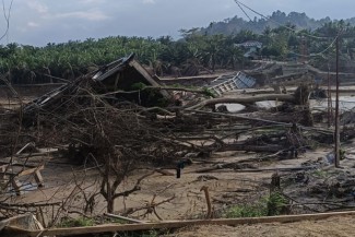 Pulihkan Akses Warga, TNI Bangun Jembatan Gantung 120 Meter di Aceh Tamiang