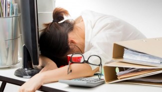 RenunganMalam: Keberanian Bertahan Sering Lebih Mahal dari Keberanian Memulai