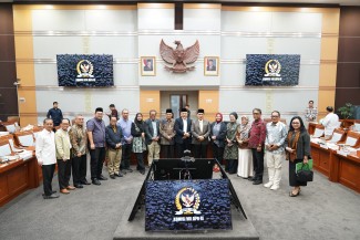 DPR Dukung Usulan Tambahan Anggaran Kemenag 2026 untuk Tingkatkan Kesejahteraan Guru