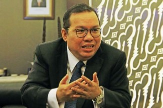 Dengan Tangan Dingin di Tengah Badai Pasar, Iman Rachman, Dirut BEI Mundur Usai IHSG Anjlok, Ada Apa Ini?