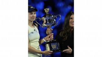 Kilas Balik: Momen-Momen Terbaik Si Cantik Rybakina dari Final Australia Open Yang Mengubur Mimpi Sabalenka
