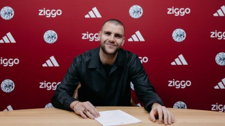 Maarten Paes Resmi Hijrah ke Ajax: Perpisahan Emosional Sang Penjaga Gawang Timnas Indonesia
