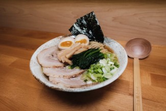 Resep Tori Paitan Ramen ala Chef Devina Hermawan, Menu Buka Puasa Mewah di Rumah