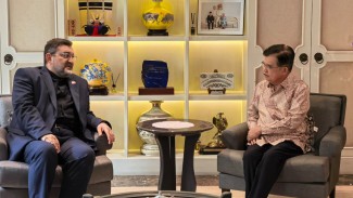 Jusuf Kalla Terima Dubes Iran, Bahas Situasi Terkini dan Peluang Mediasi Indonesia