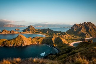 Diakui Dunia, TN Komodo Dinobatkan sebagai Destinasi Terindah Kedua di Bumi