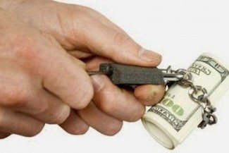 Doa Para Malaikat bagi si Kikir: Mengurai Petaka di Balik Penumpukan Harta