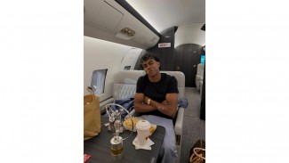 Lamine Yamal Makan McDonalds di Pesawat Jet Pribadi Usai Menangkan Penghargaan Laureus Bersejarah
