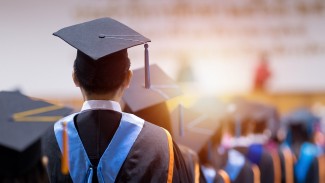 Lulusan Ilmu Sosial & Kependidikan Membludak, Prodi yang Tidak Relevan Kebutuhan Industri Bakal Ditutup