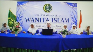 Milad ke-64 Wanita Islam: Musthofa Serukan Perempuan Perkuat Keluarga, Ekonomi, dan Peran Umat