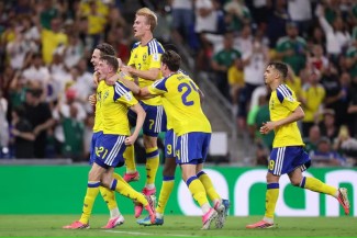 Duet Maut Striker Liga Inggris Menggila! Swedia Bantai Tunisia 5-1, Graham Potter Temukan Formula Monster