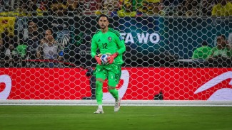 Camilo Vargas Jadi Tembok Kolombia, Gagalkan Bruno Fernandes hingga Cristiano Ronaldo di Babak Pertama